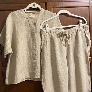 Eileen Fisher Short sleeve jacket, draw string pull on pants